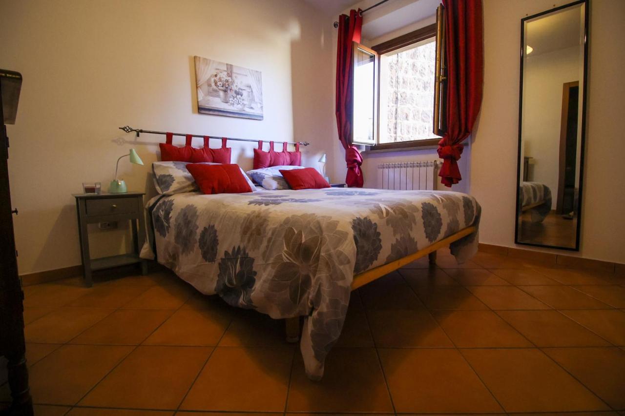La Rosa Scarlatta Apartment Viterbo Exterior foto