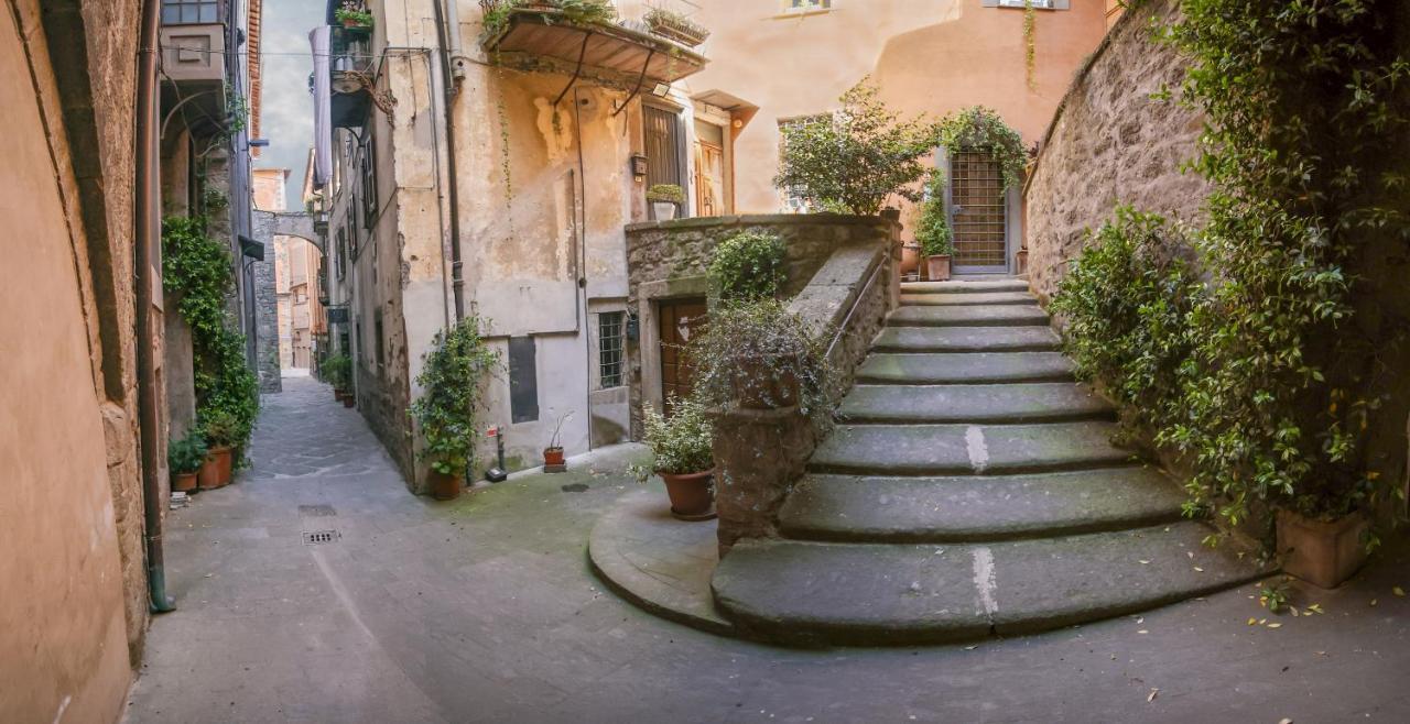 La Rosa Scarlatta Apartment Viterbo Exterior foto