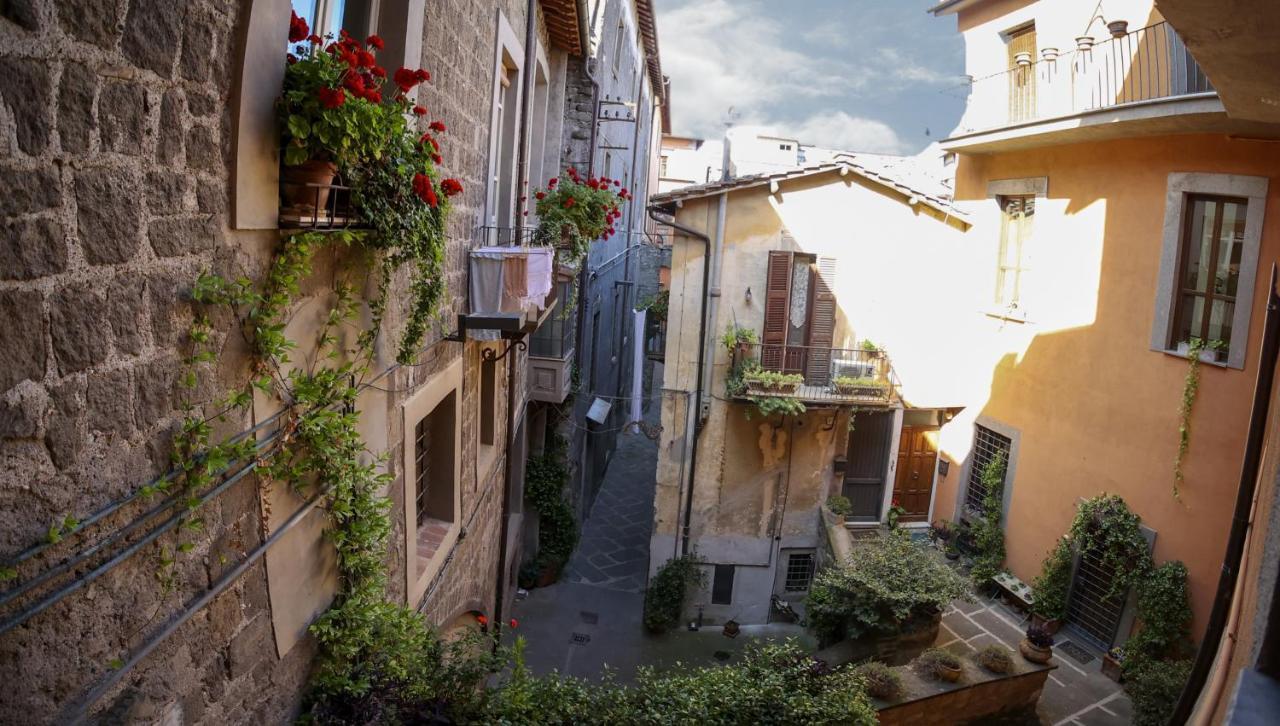 La Rosa Scarlatta Apartment Viterbo Exterior foto